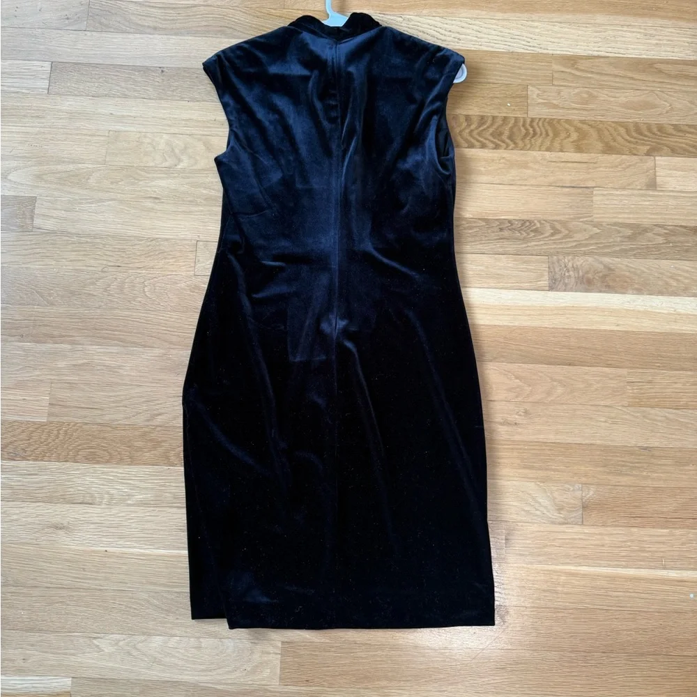 Calvin Klein Womens Sheath Dress XS  Black Velvet Mock Neck Short Sleeve Midi - Picture 5 of 6